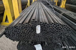 Труба профільна 30х20 мм; товщ 2/1.9 мм; ст. 1-3; L=6м; виробник Україна