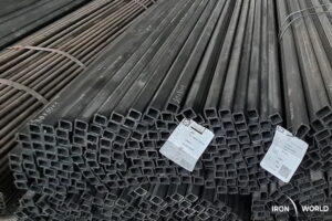 Труба профільна 30х30 мм; товщ 3/2.7 мм; ст. S235; L=6м; виробник Україна