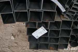Труба профільна 120х120 мм; товщ 4 мм; ст. 3пс; L=12м; виробник Україна